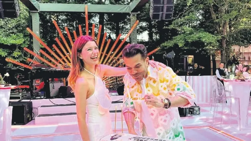 Beren Saat'ten Kenan Doğulu'ya Altın Değerinde Aşk Hediyesi!