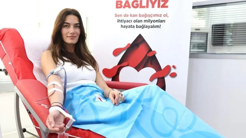Ünlülerden Kan Bağışı Çağrısı: Kızılay'a Destek Yağıyor!