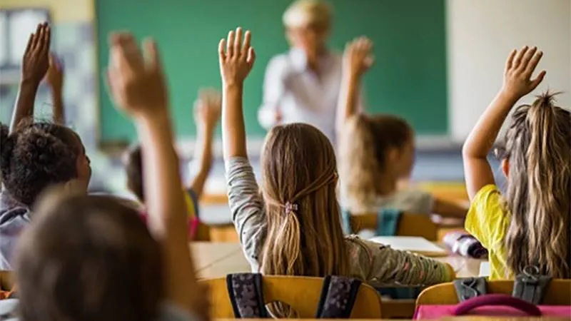 Okullarda Salgın Tehlikesi! Uzmanlardan Kritik Havalandırma Uyarısı