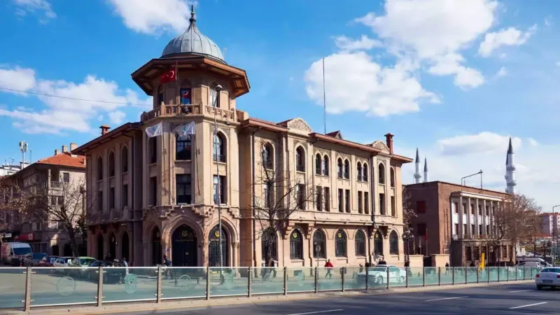 Yunus Emre Vakfı davasında gelişme: Eski vakıf başkanı, Bakan Ersoy'u işaret etti