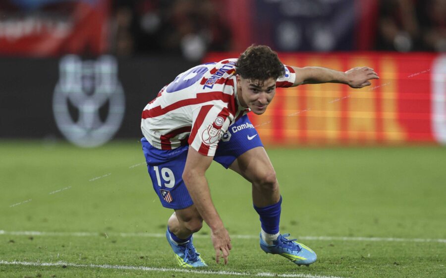 Atletico Madrid Barcelona'ya Alvarez kapısını kapattı