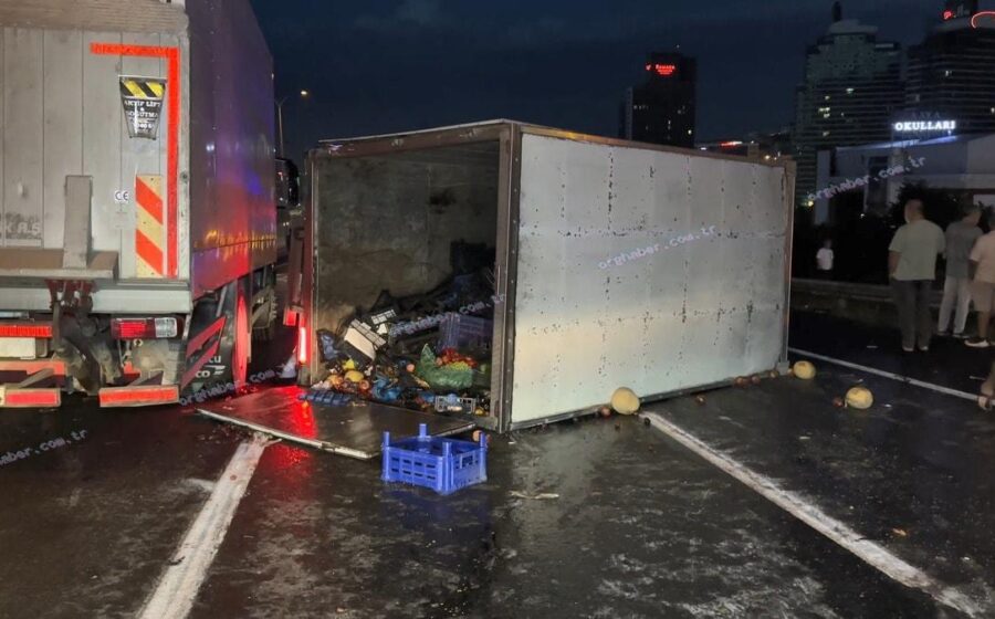Esenyurt'ta 11 araçlık zincirleme kaza: 6 yaralı