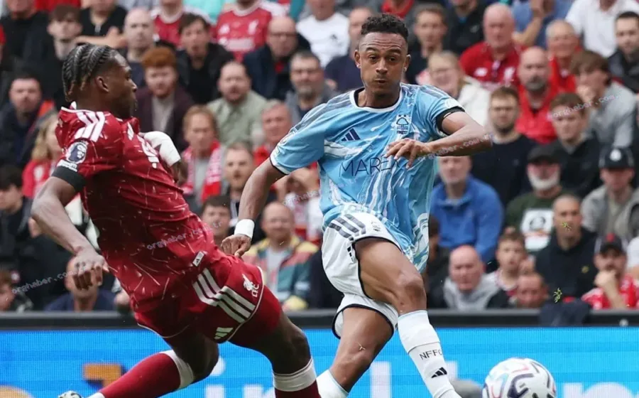 Liverpool 2-2 berabere kalarak 1 puanı zor kurtardı