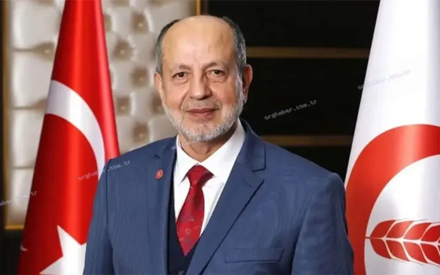 Yeni Yol Partisi milletvekili istifası sonrası grubu kurtardı
