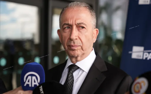 Metin Öztürk: VAR çizgisi yanlış adamdan çizildi