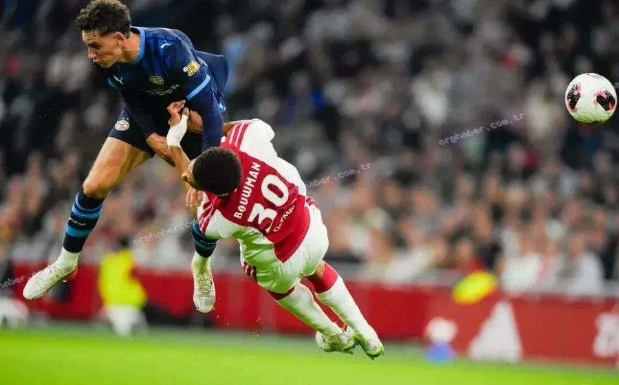 Ajaxlı genç stoperin kaburgaları ezildi, sadece sarı kart verildi