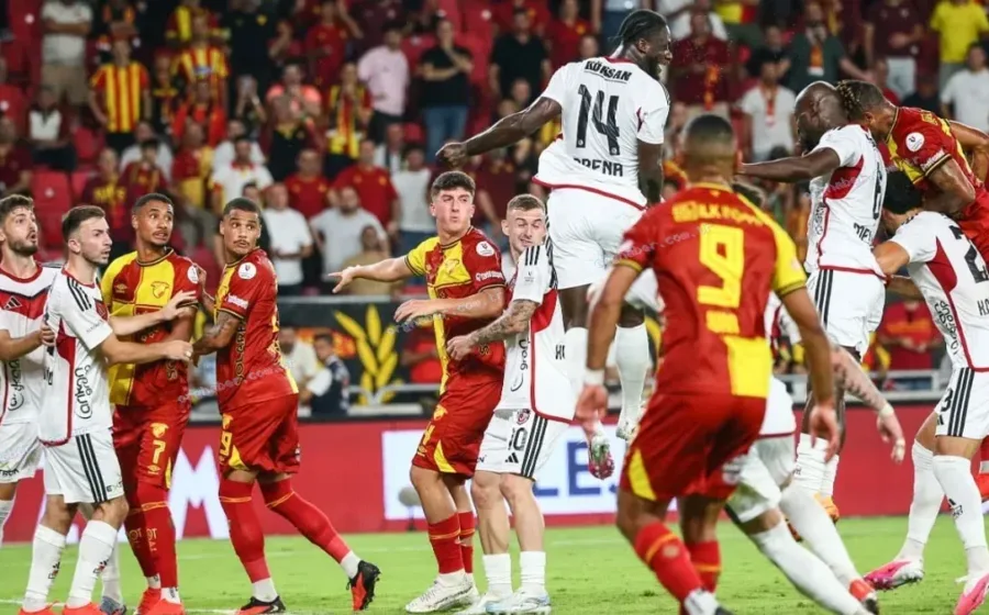 Göztepe evinde Gaziantep FK'ya 4-2 mağlup oldu
