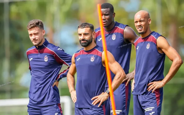 Trabzonspor Konyaspor maçı için Konya'ya gitti