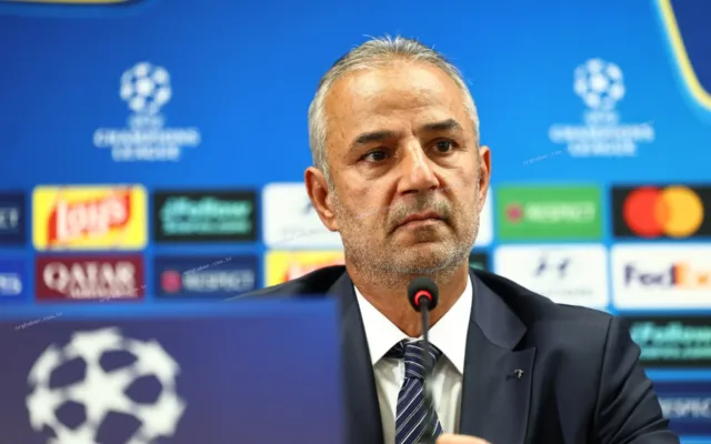 Fenerbahçe'de İsmail Kartal devam kararı aldı