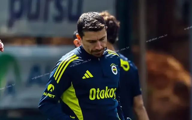 Fenerbahçe'de Mert Hakan Yandaş cezası bitti, forma şansı bekliyor
