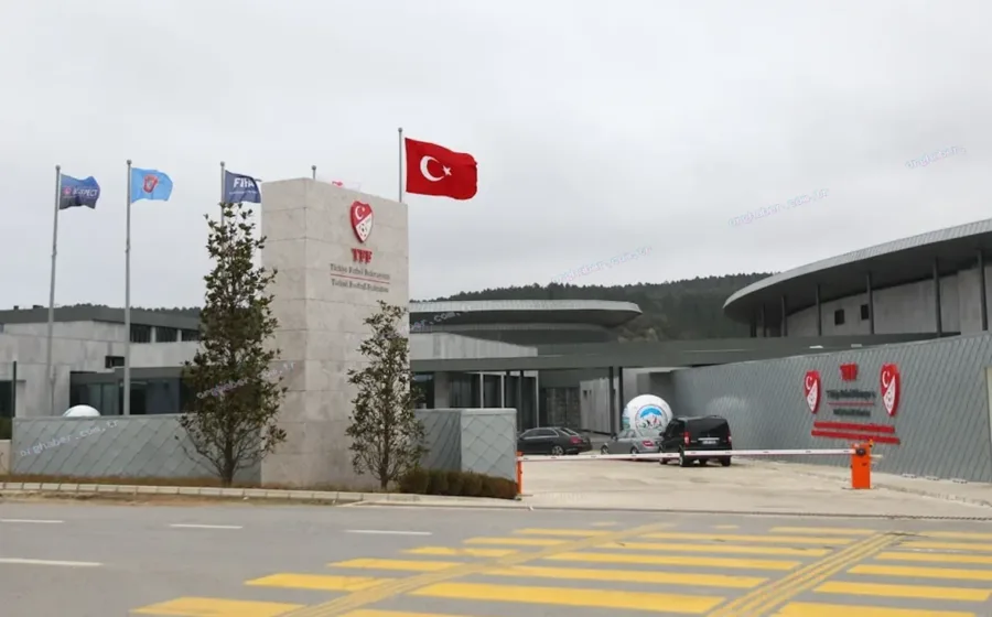 TFF Heyeti Belçika Girişinde Kontrol Edildi