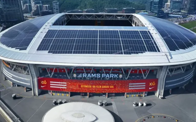 RAMS Park'ta yeni çim serimi tamamlandı