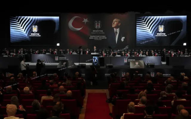 Beşiktaş Genel Kurulu'nda İhraç Oylaması Yenilendi